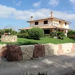 לינה וארוחת בוקר Ajo Sardinia אולמדו