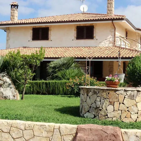 Ajo Sardinia 3*